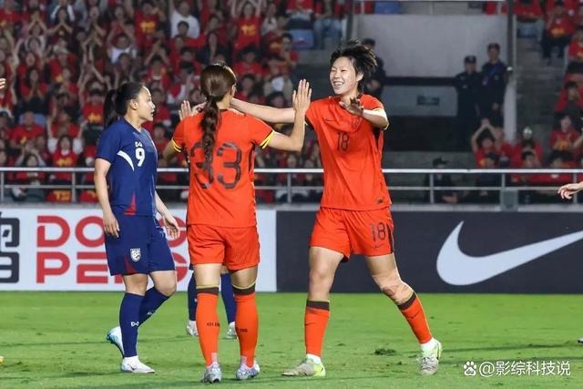 中国女足锋线火力全开，灭敌致命的简单介绍