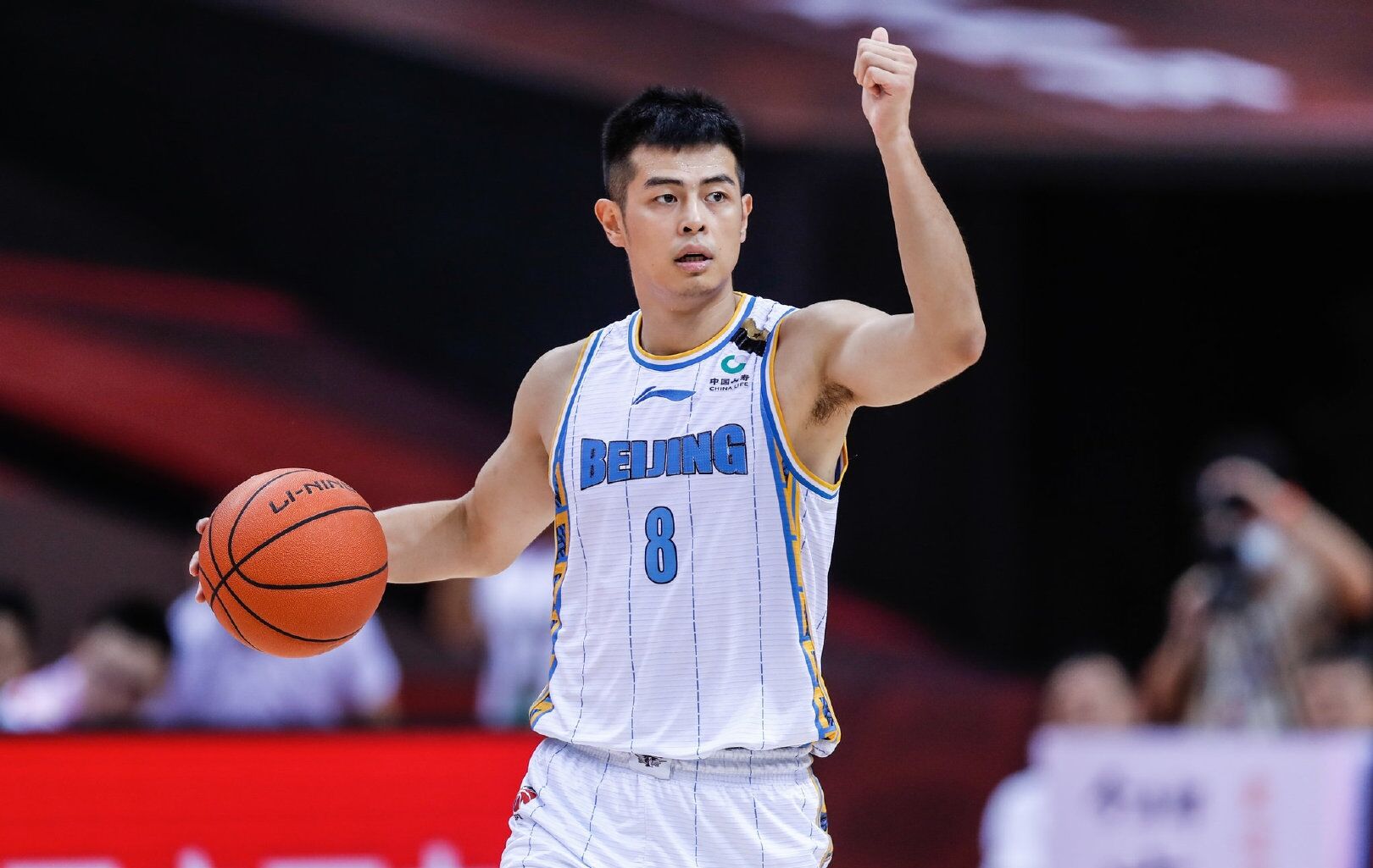 九游娱乐平台官网-小个子大手笔！朱彦西领衔首钢夺魁
